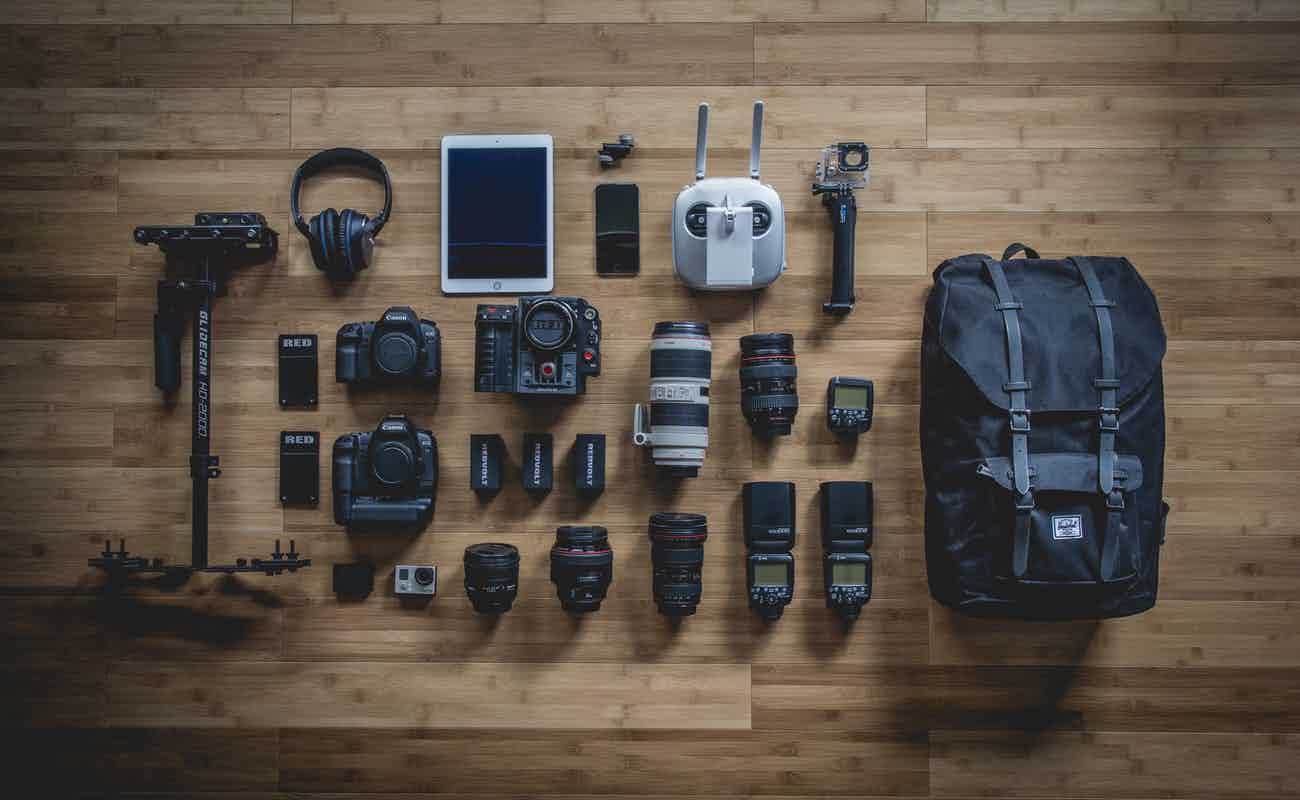 photo-1431068799455-80bae0caf685